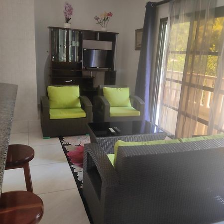 Apartamento Sue-Etoile Self Catering Pointe Au Sel Exterior foto